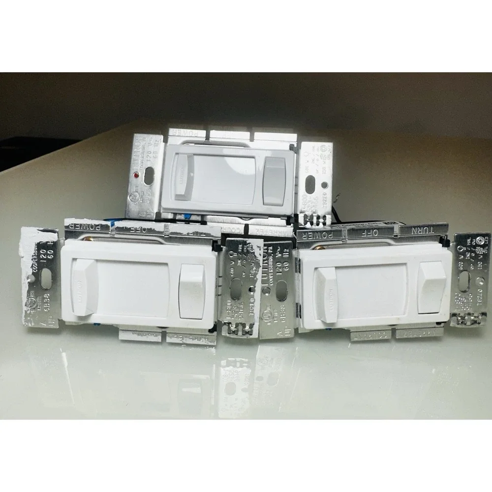 Lot of 3 - Lutron Light Switch  - Skylark Countor CTCL-153P